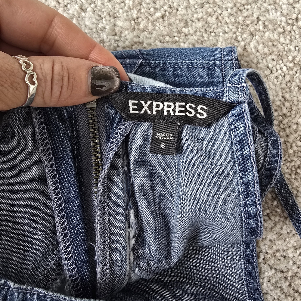 Express Two-Tone Denim Patchwork Mini Dress - Picture 4 of 4